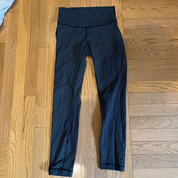 lululemon leggings - Picture 2 of 3